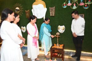 अंतर्राष्ट्रीय योग दिवस के अवसर पर विधानसभा अध्यक्ष ऋतु खण्डूडी भूषण ने विभिन्न योग कार्यक्रमों में किया प्रतिभाग
